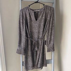 Ann Taylor, Loft, Floral Pleated Cuff Dress